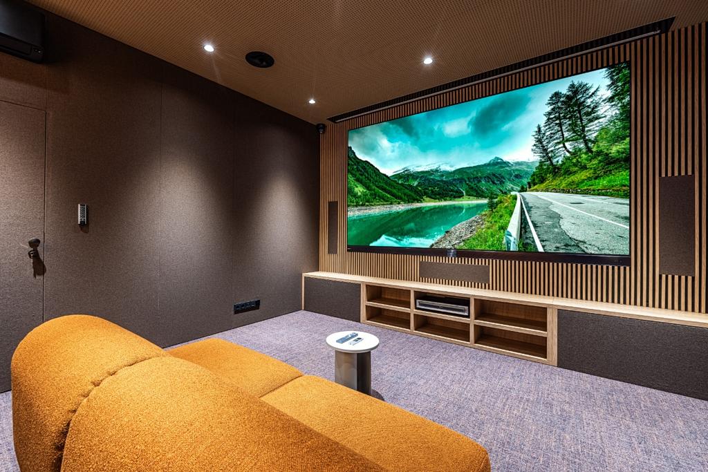 JBL Synthesis Certified Showroom otwarty w salonie AudioColor