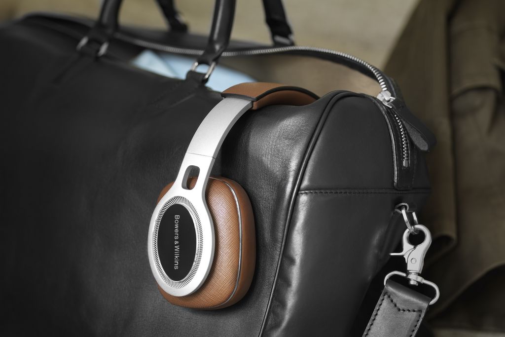 Bowers & Wilkins P9 Signature