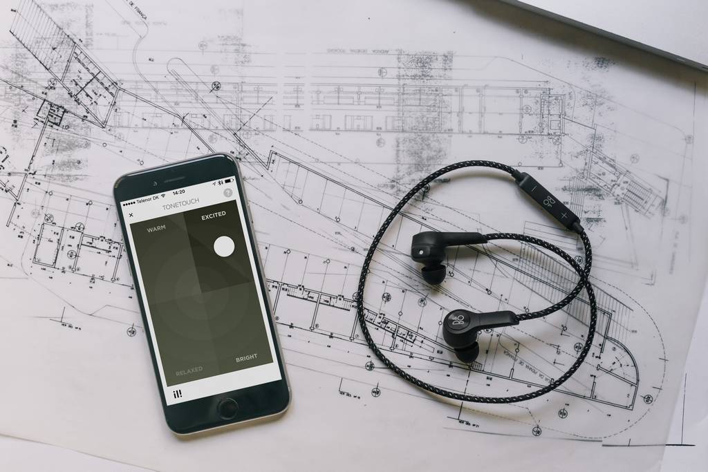 Bang & Olufsen Beoplay H5