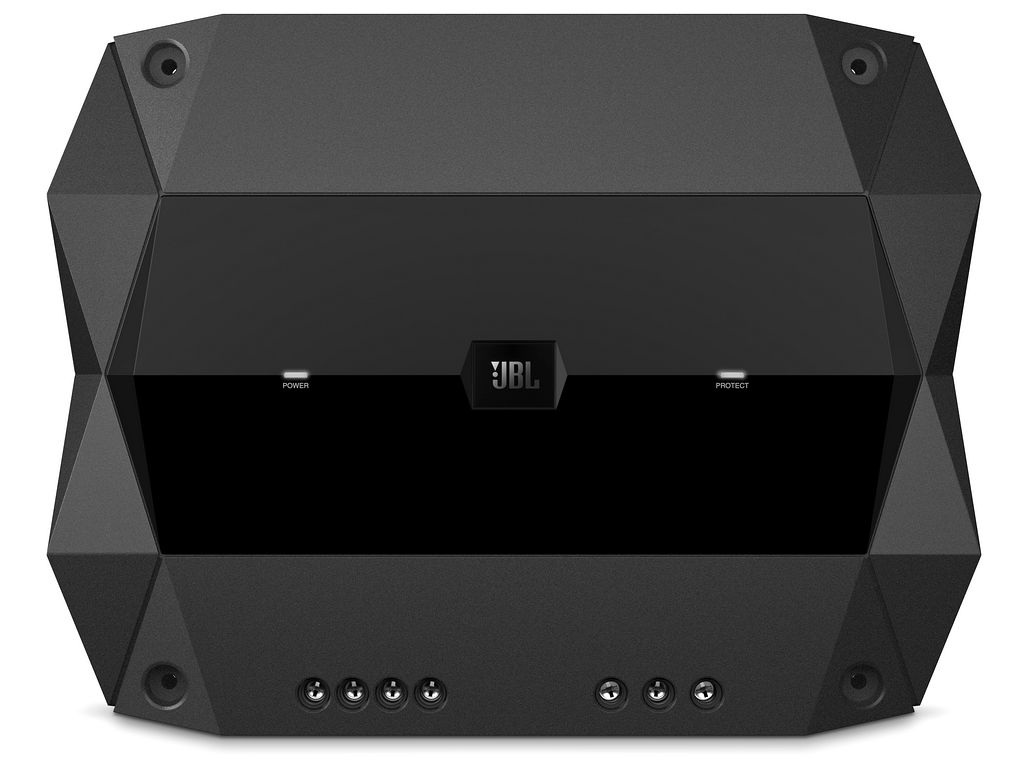 Nowe wzmacniacze JBL Club