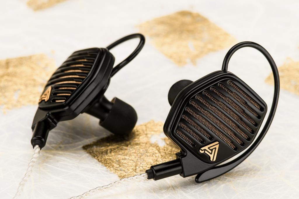 Audeze LCDi4