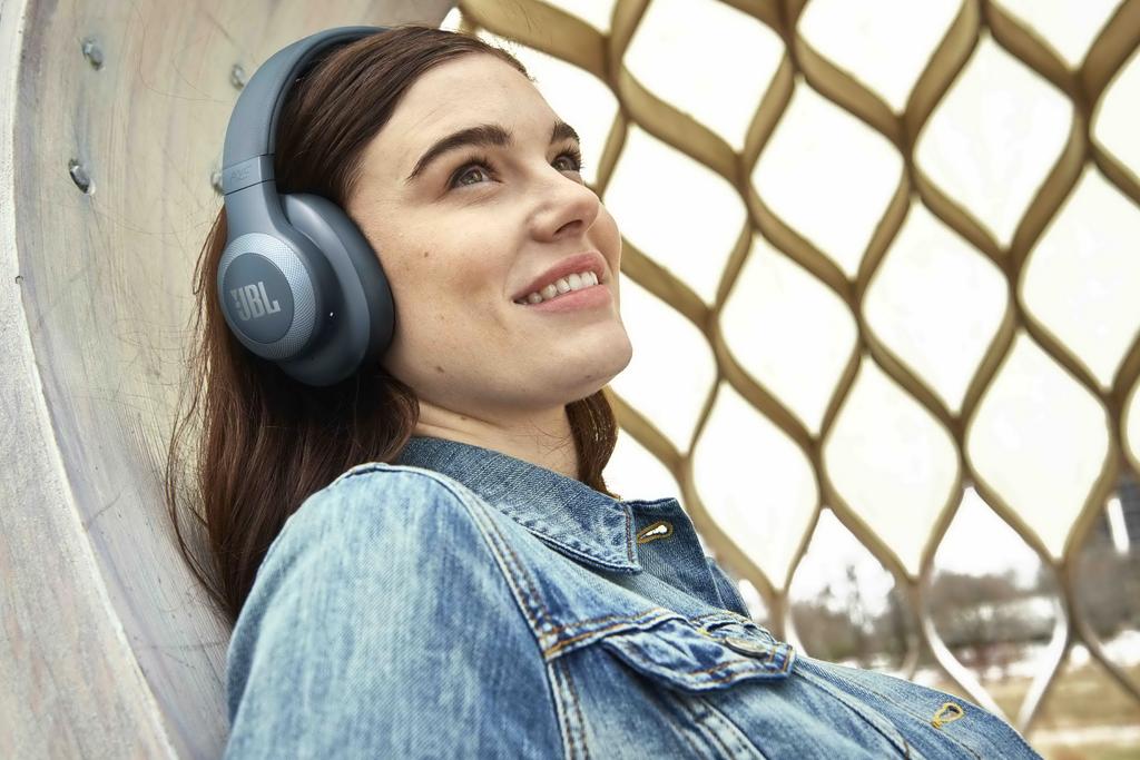 JBL E65 BT NC