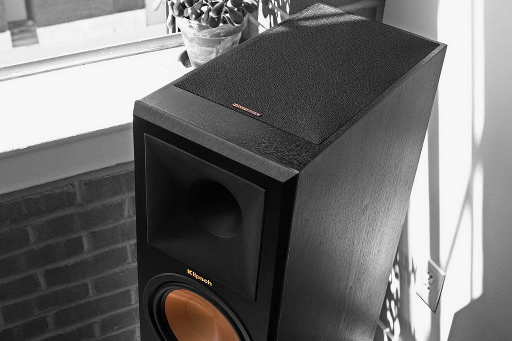 Klipsch R-26FA