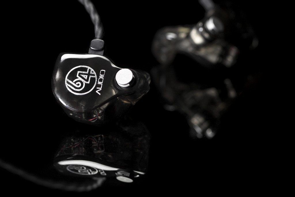 64 Audio w Polsce