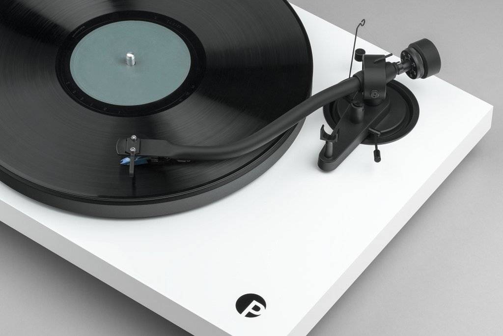 Pro-Ject Debut III S Audiophile
