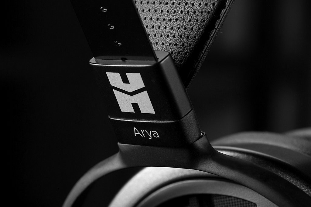 HiFiMAN Arya