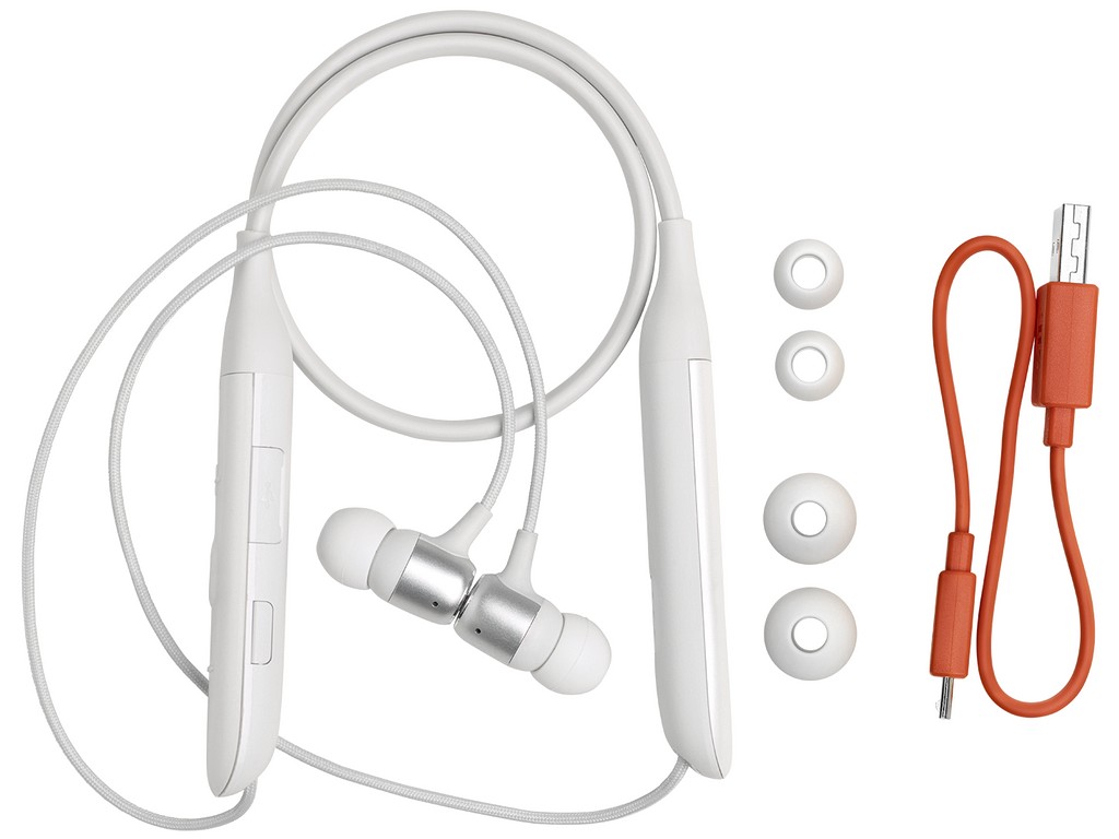 JBL Live 220 BT