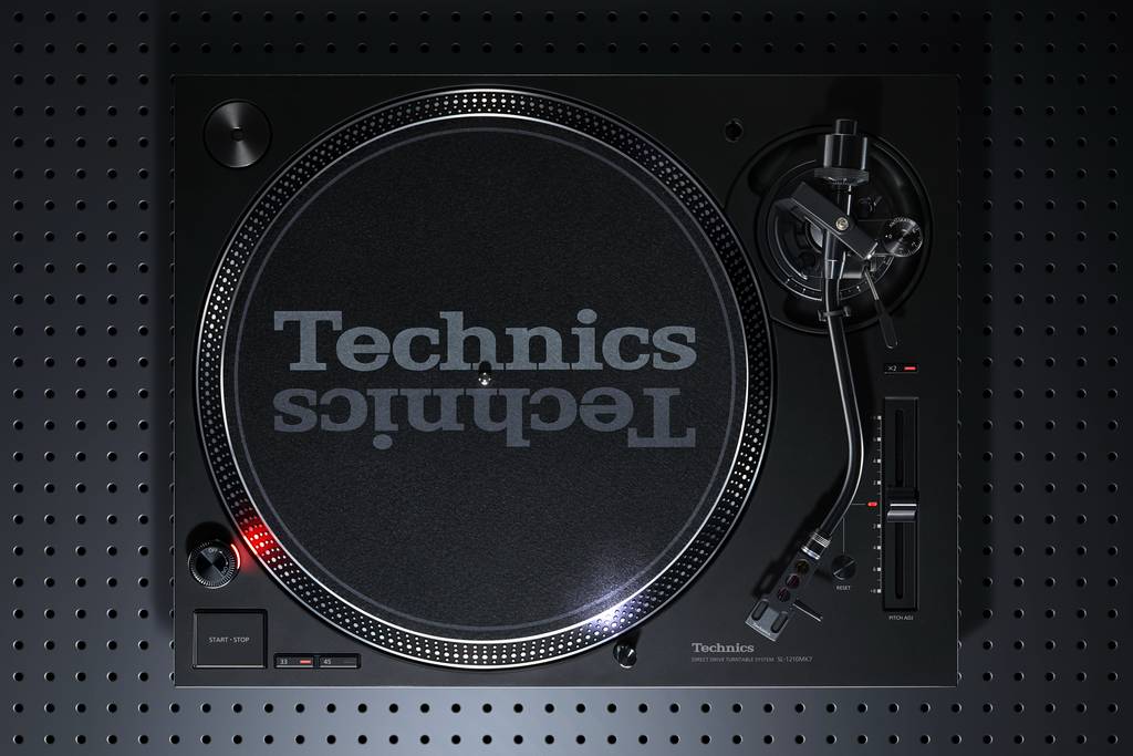 Technics SL-1210MK7