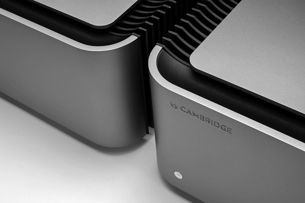 Cambridge Audio Edge M