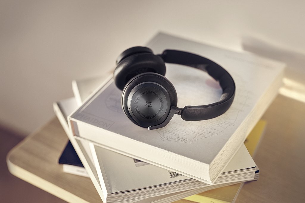 Bang & Olufsen Beoplay HX