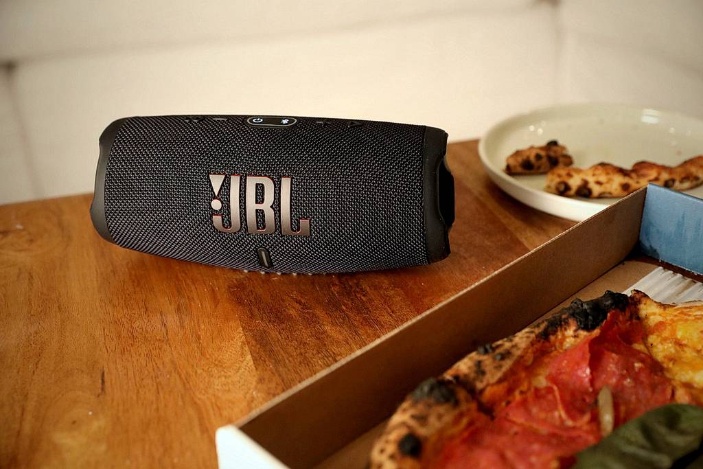 JBL Charge 5