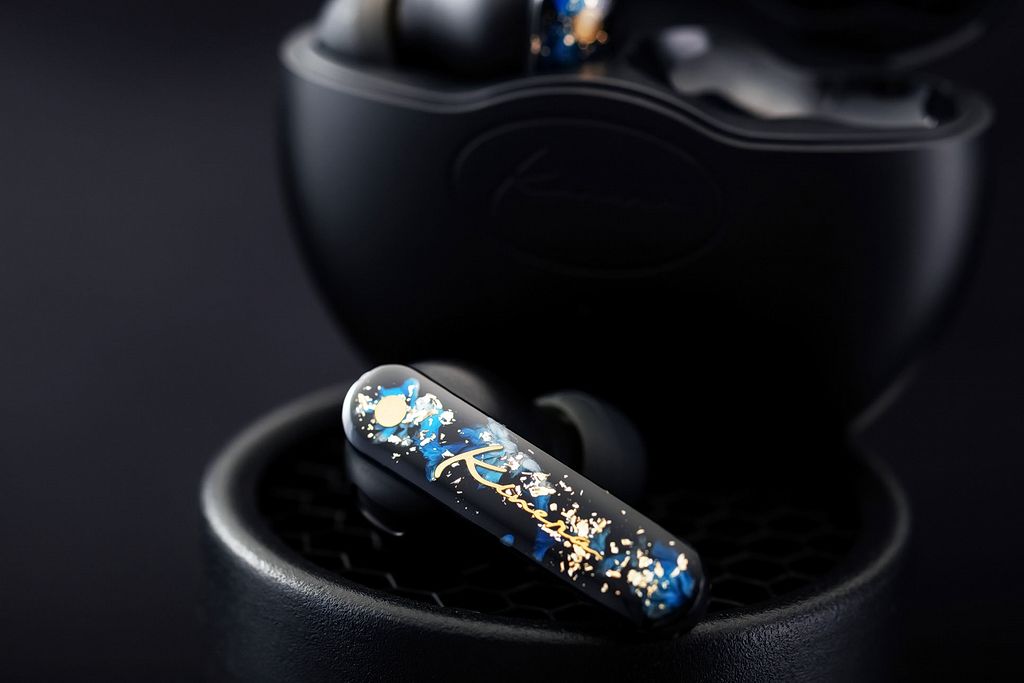 Ręcznie wykańczane true wirelessy w przystępnej cenie - Kinera YH802