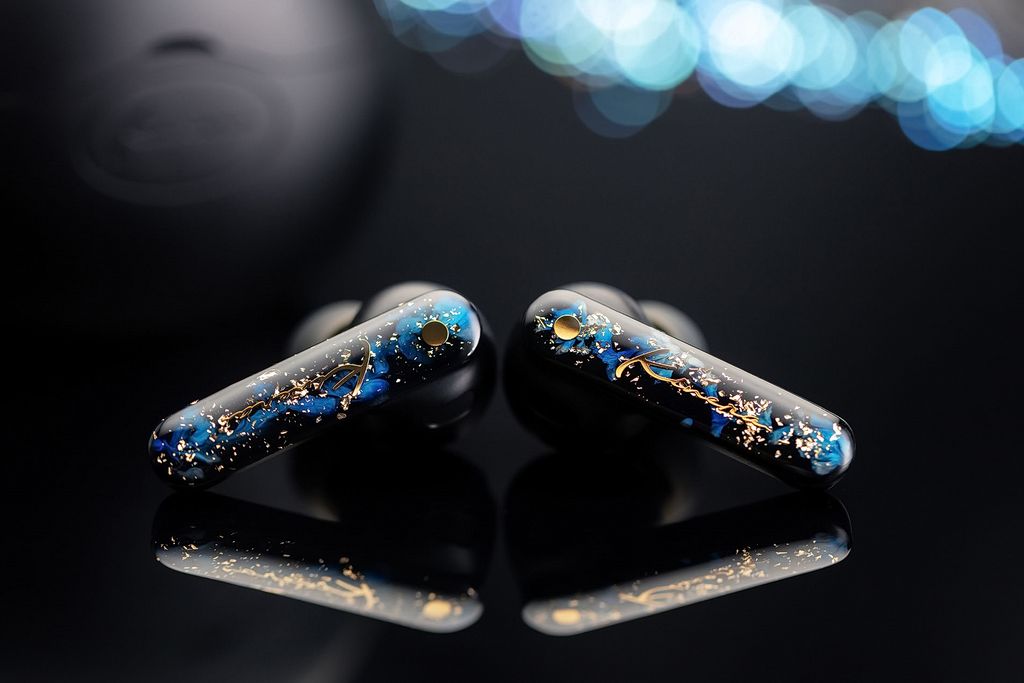 Ręcznie wykańczane true wirelessy w przystępnej cenie - Kinera YH802