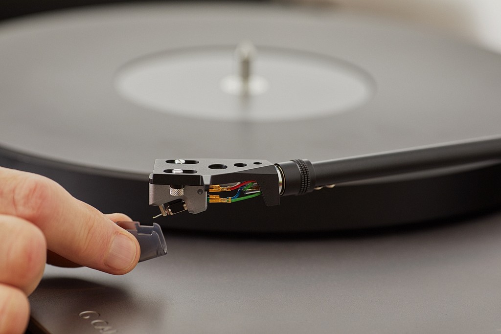 Bezprzewodowy gramofon? Przyszłość jest teraz, starcze... Nadchodzą Cambridge Audio Alva TT V2 i Alva ST