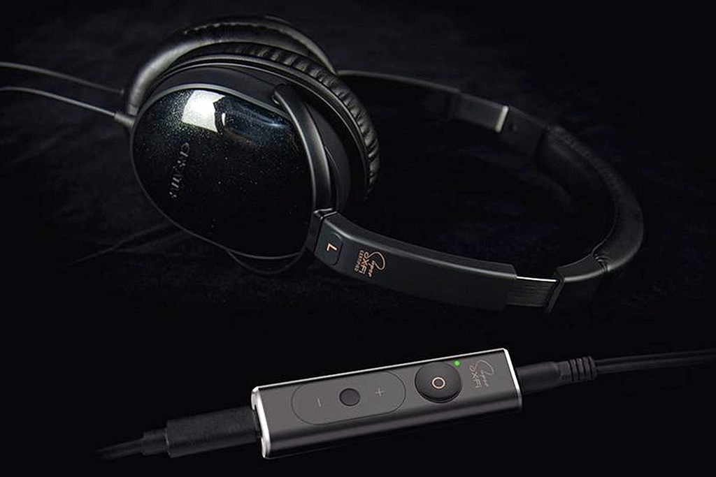 Kompaktowy przetwornik z technologią Super X-Fi - Creative Sound Blaster X1
