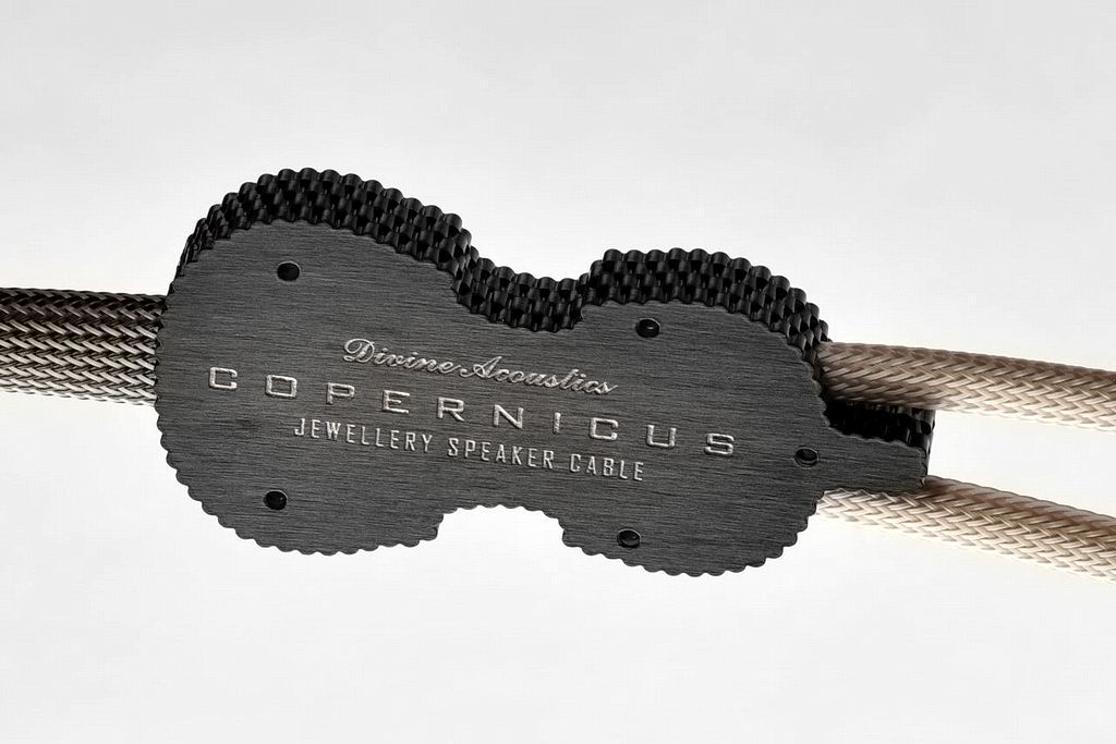Biżuteria dla systemu stereo - Divine Acoustics Copernicus