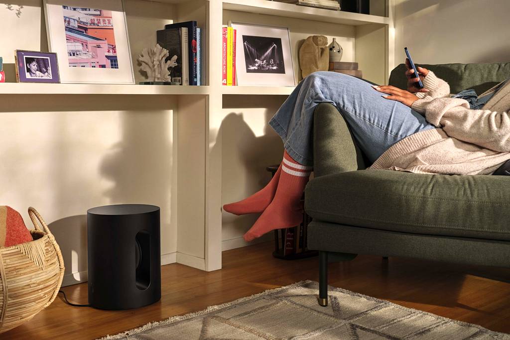 Cylindryczny subwoofer o dużej mocy - Sonos Sub Mini