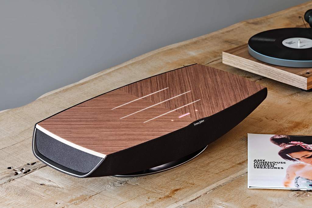 Nowy głośnik z Vicenzy nagrodzony czerwoną kropką - Sonus Faber Omnia