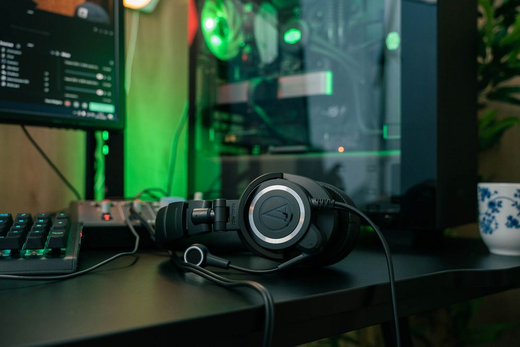 Słuchawki dla YouTuberów - Audio-Technica ATH-M50xSTS