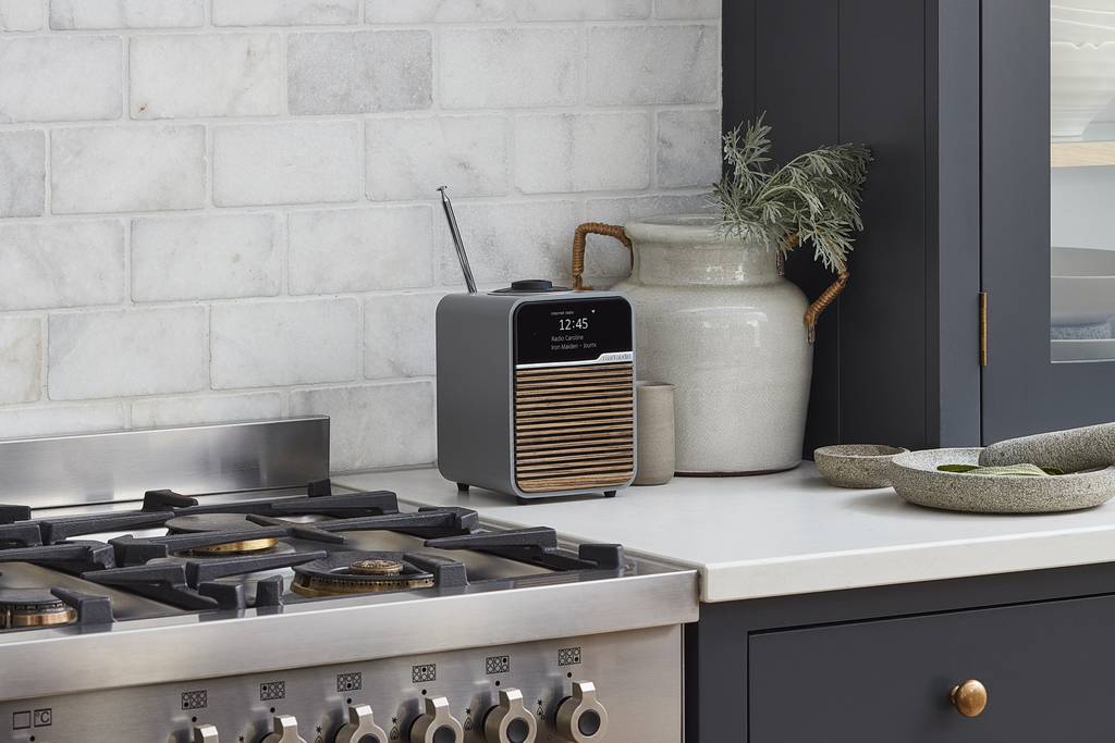 Ładne radio, a nawet coś więcej - Ruark Audio R1S
