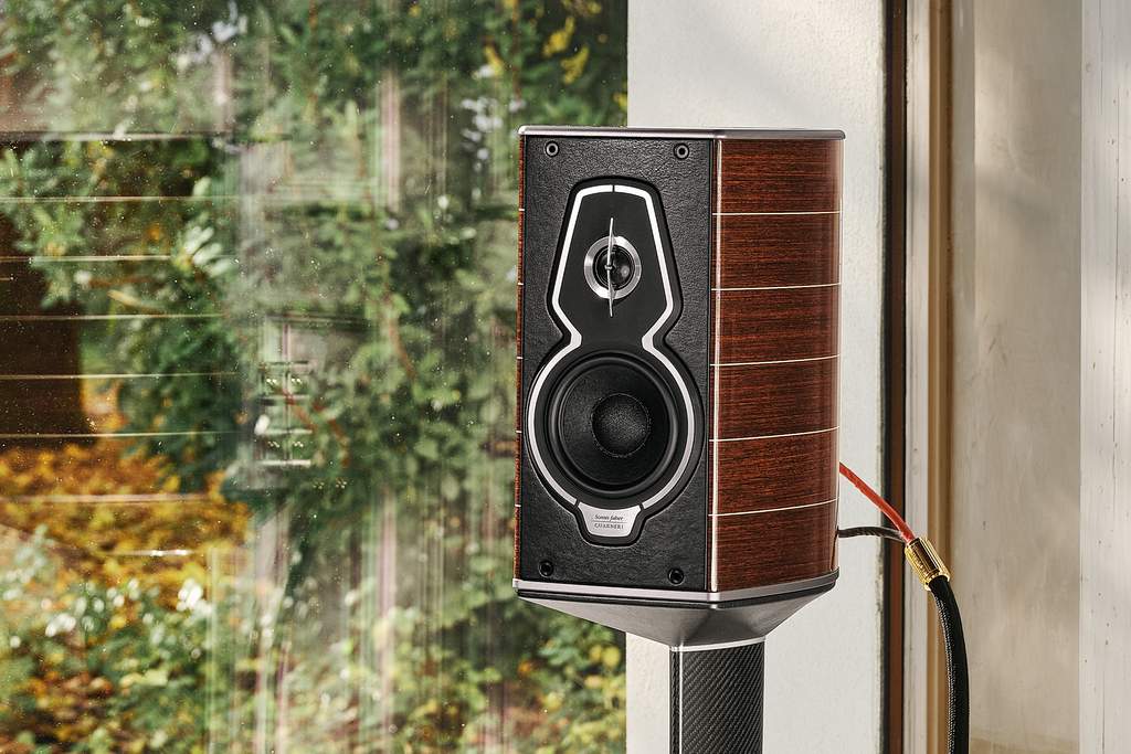 Nowa odsłona włoskich klasyków - Sonus Faber Homage