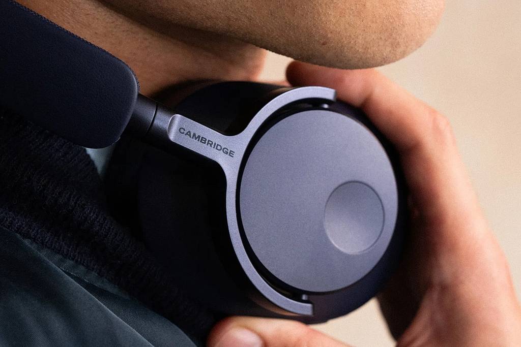 Słuchawki mówiące głosem Matta Berry'ego - Cambridge Audio Melomania P100 SE