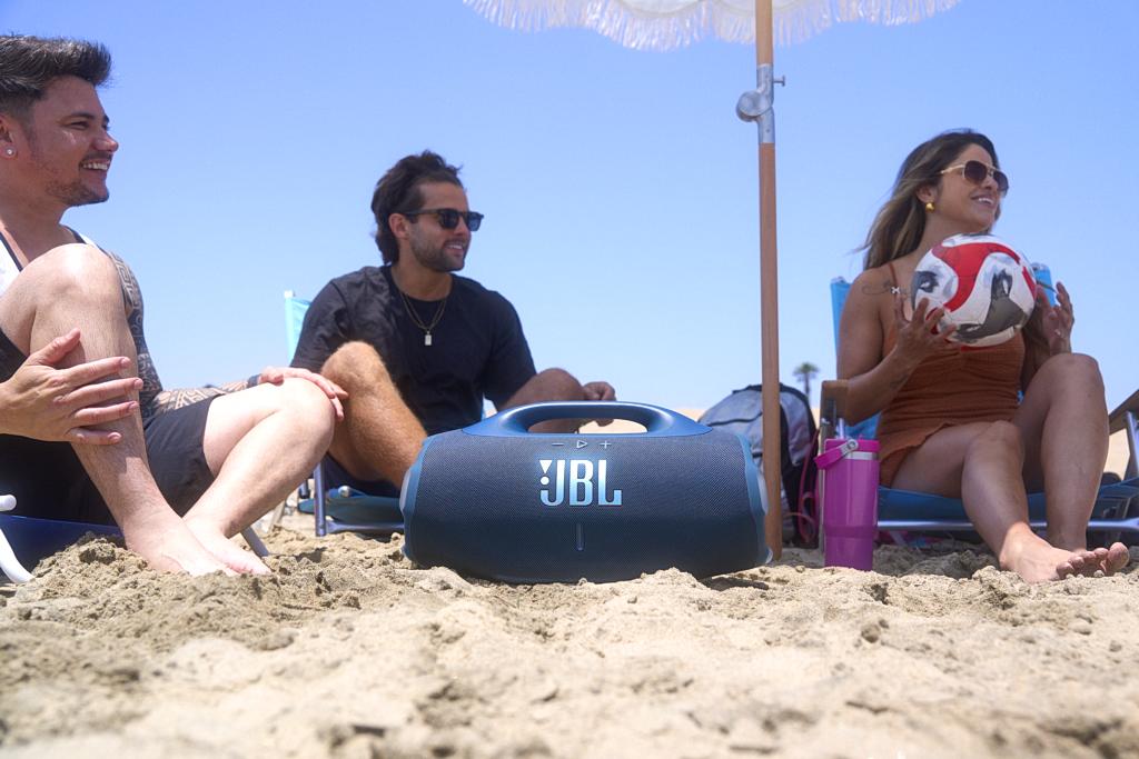 Jeszcze mocniejszy, jeszcze mądrzejszy - JBL Boombox 4