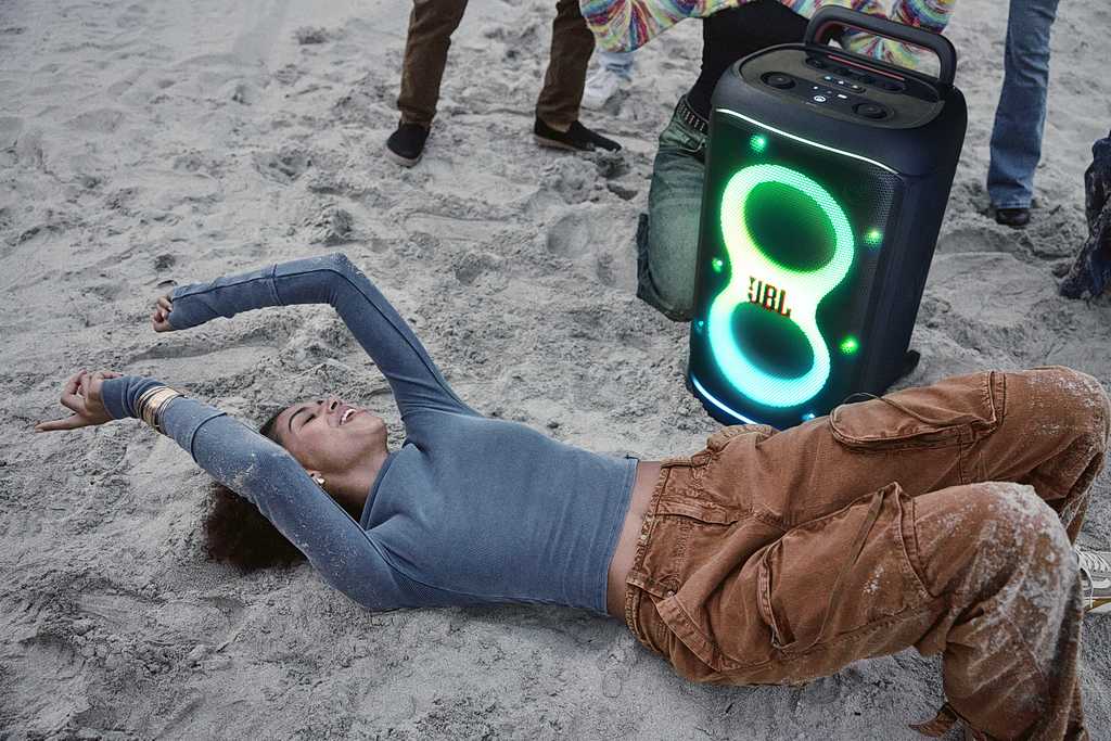 Głośnik z technologią AI Sound Boost - JBL PartyBox 520