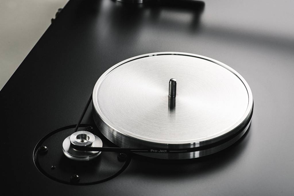 Topowy model w budżetowej serii - Pro-Ject Debut Reference 10 