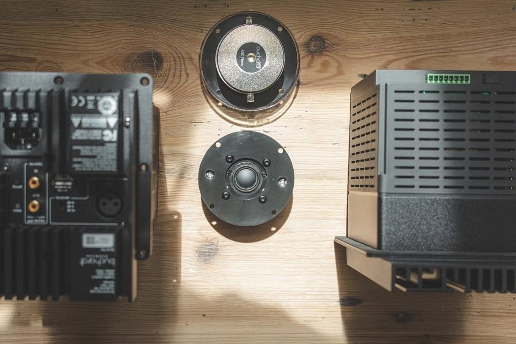 Drugie życie aktywnych kolumn - Buchardt Audio Mk2 Upgrade Kit