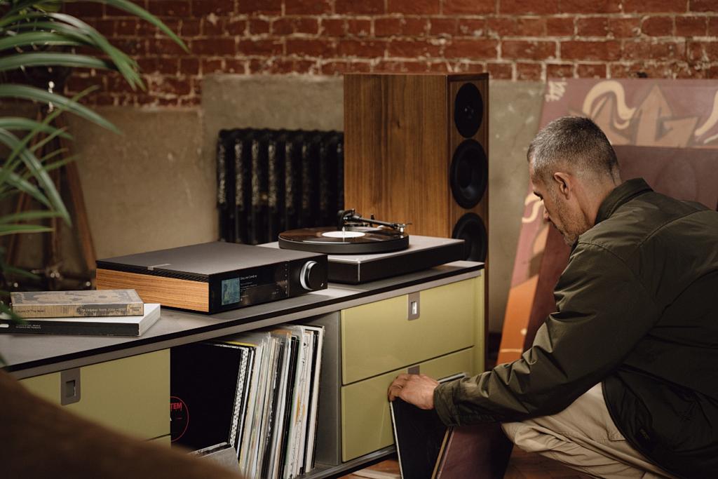 Jeden system zamiast całej wieży - Cambridge Audio Evo 300