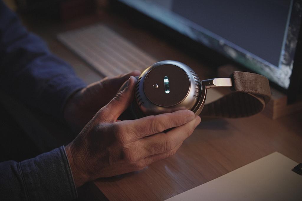 Słuchawki bezprzewodowe z lampowym przedwzmacniaczem - Écoute TH1