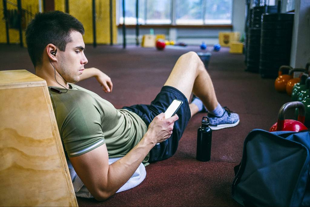 Sportowe słuchawki odporne na kurz, pot i wodę - JBL Endurance Run 3 Wireless