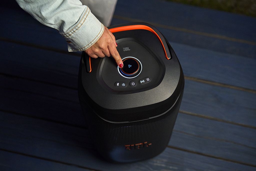 Potężny głośnik z wymiennym akumulatorem - JBL PartyBox 130