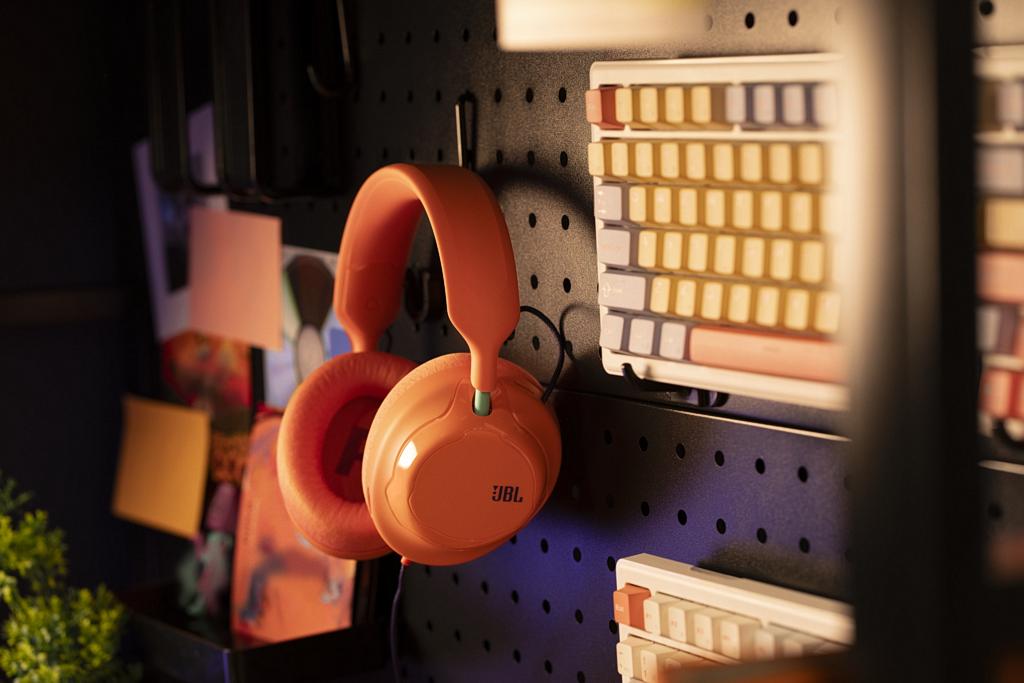 Niedrogie słuchawki dla graczy - JBL Quantum 120