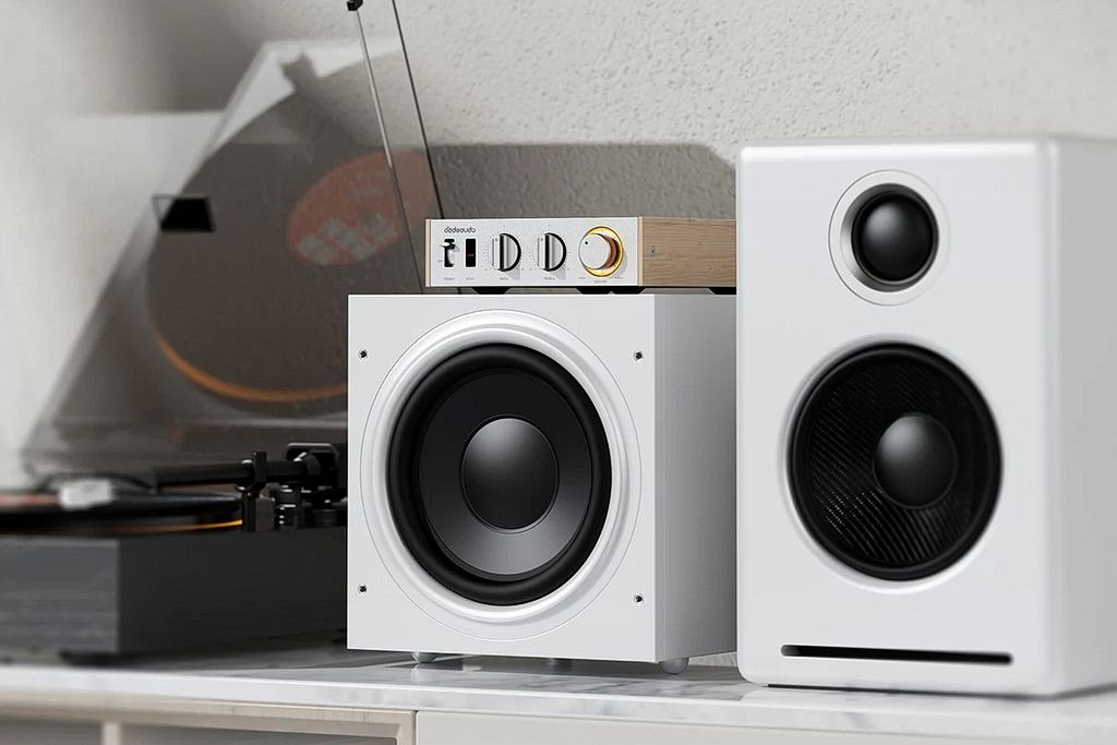 Mały wzmacniacz, zaskakująco wysoka moc i śmiesznie niska cena - JadeAudio Level 1