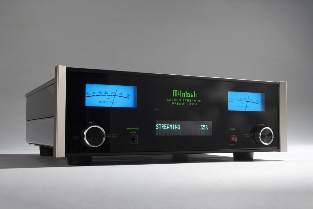 Streamer, DAC i przedwzmacniacz w jednym - McIntosh CS7500