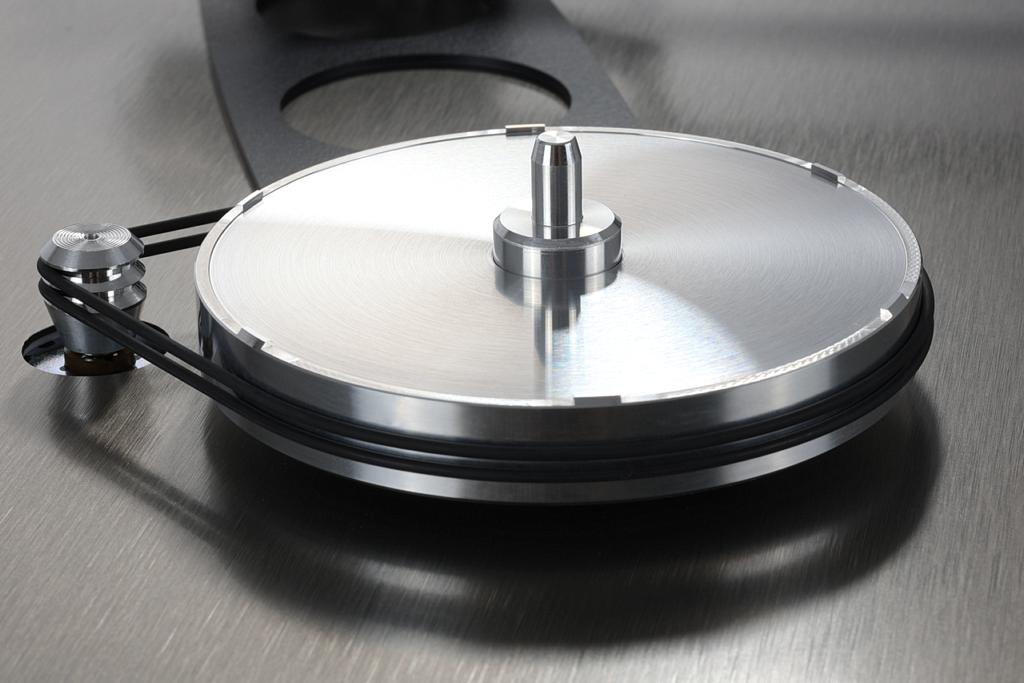 Klasyczny gramofon z ramieniem RB880, zasilaczem Neo PSU MK2 i topową wkładką MM - Rega Planar 6 RS Edition