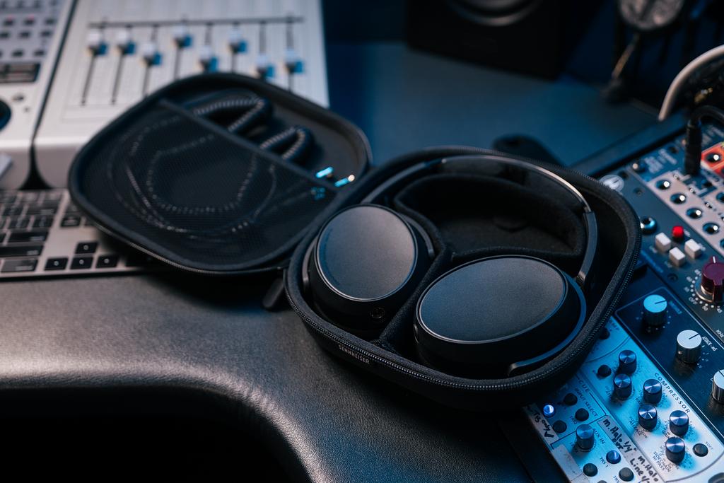 Zamknięte słuchawki dla realizatorów i producentów - Sennheiser HD 480 PRO