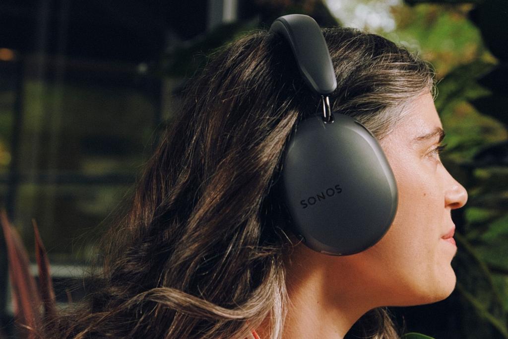 Z głośników prosto na głowę - Sonos Ace Ultra