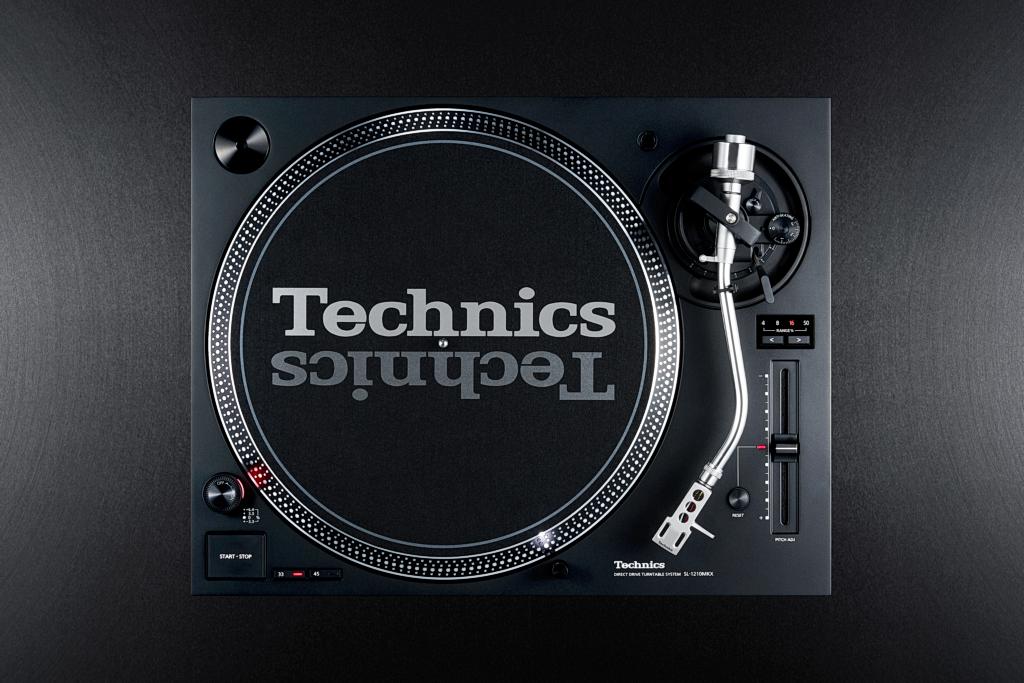 Legenda klubów w nowym wydaniu - Technics SL-1210MKX