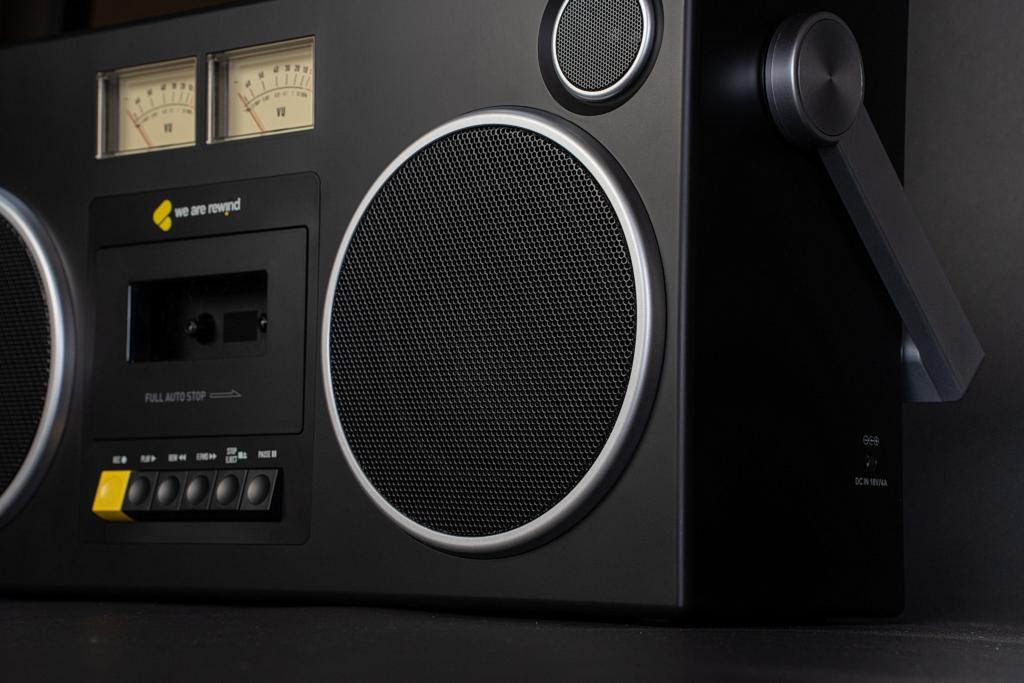 Nowy boombox dla miłośników kaset - We Are Rewind GB-001
