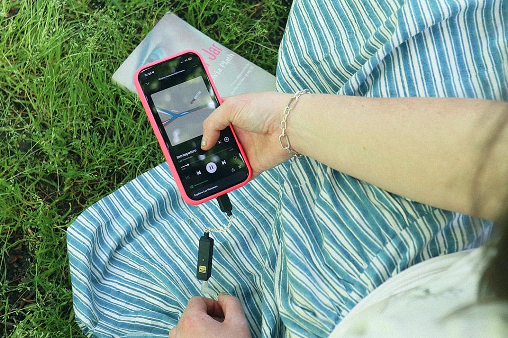 Sprytny i niedrogi sposób na przewodowe słuchawki - iFi Audio GO link 2 Max