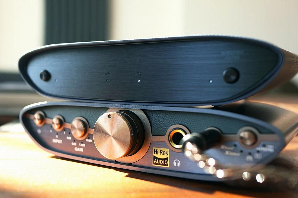 Trzy proste sposoby na ulepszenie systemu - iFi Audio ZEN Air DAC 2, ZEN Air Phono 2 i ZEN Air Blue 2 