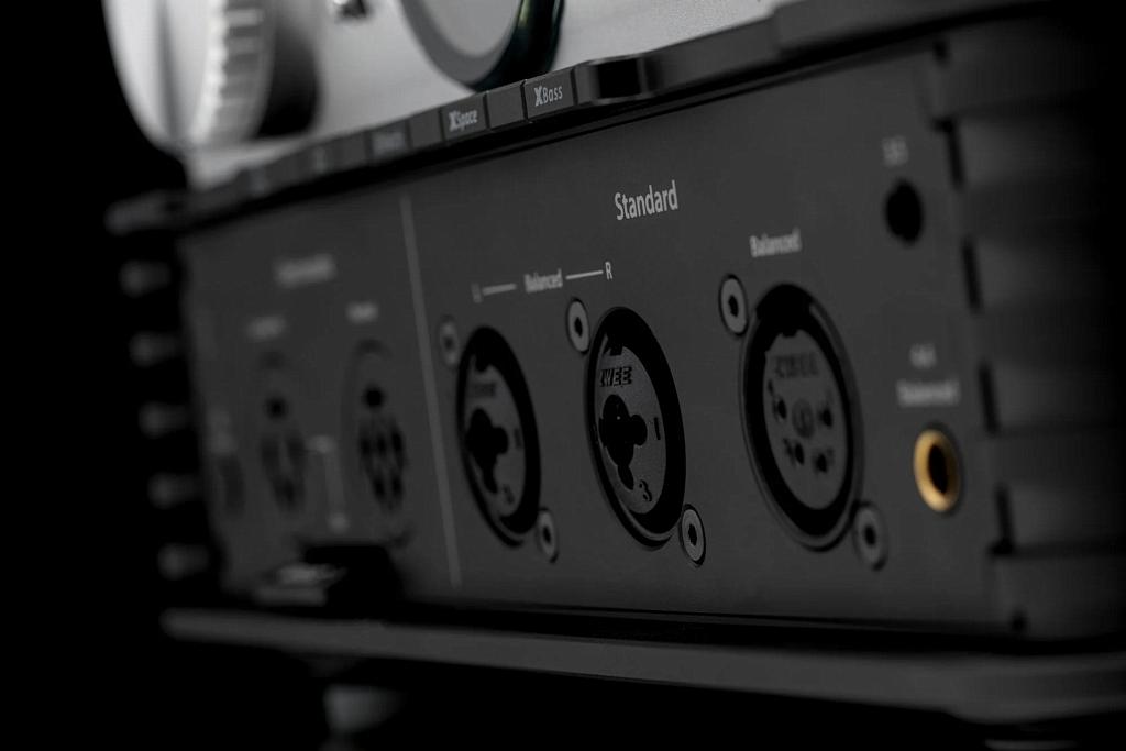 Od dokanałówek aż po elektrostaty - iFi Audio iCAN Phantom 1.5