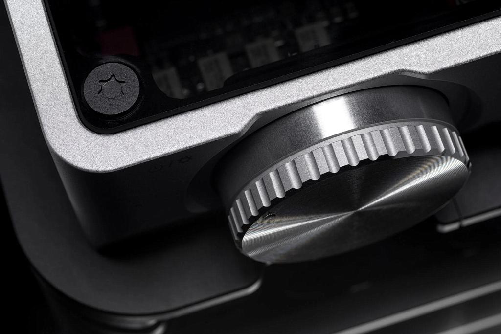 Od dokanałówek aż po elektrostaty - iFi Audio iCAN Phantom 1.5