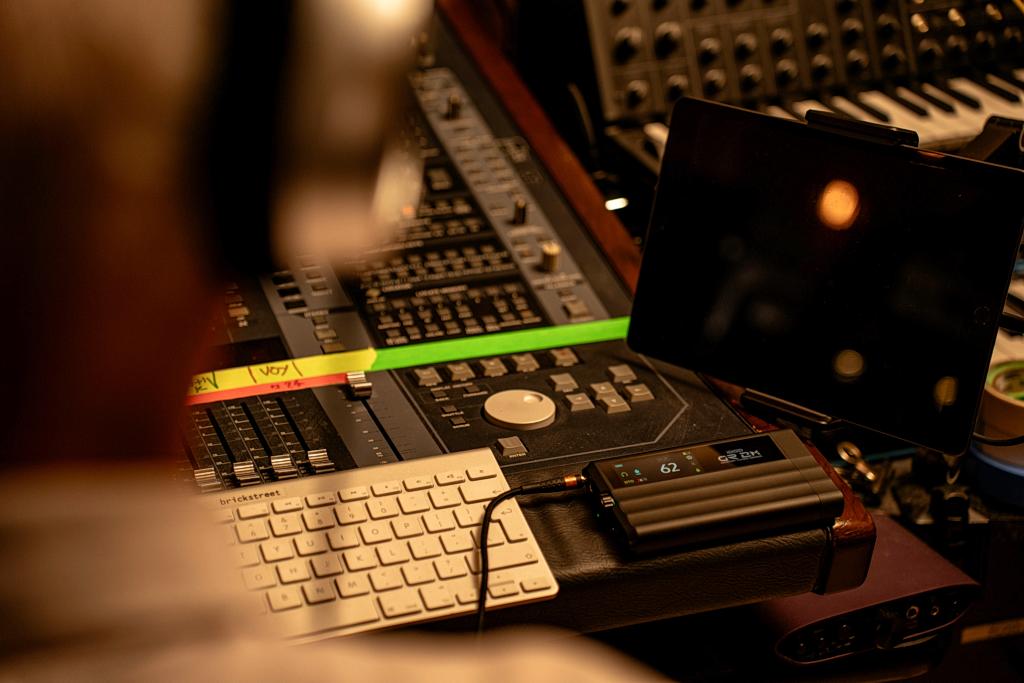 Przenośny DAC po studyjnym tuningu - iFi Audio iDSD GR 2 MT