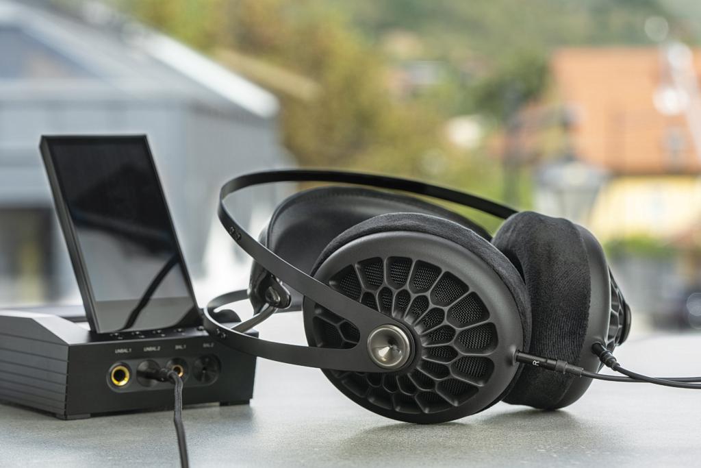 Od zuchwałego pomysłu do światowego sukcesu - Meze Audio