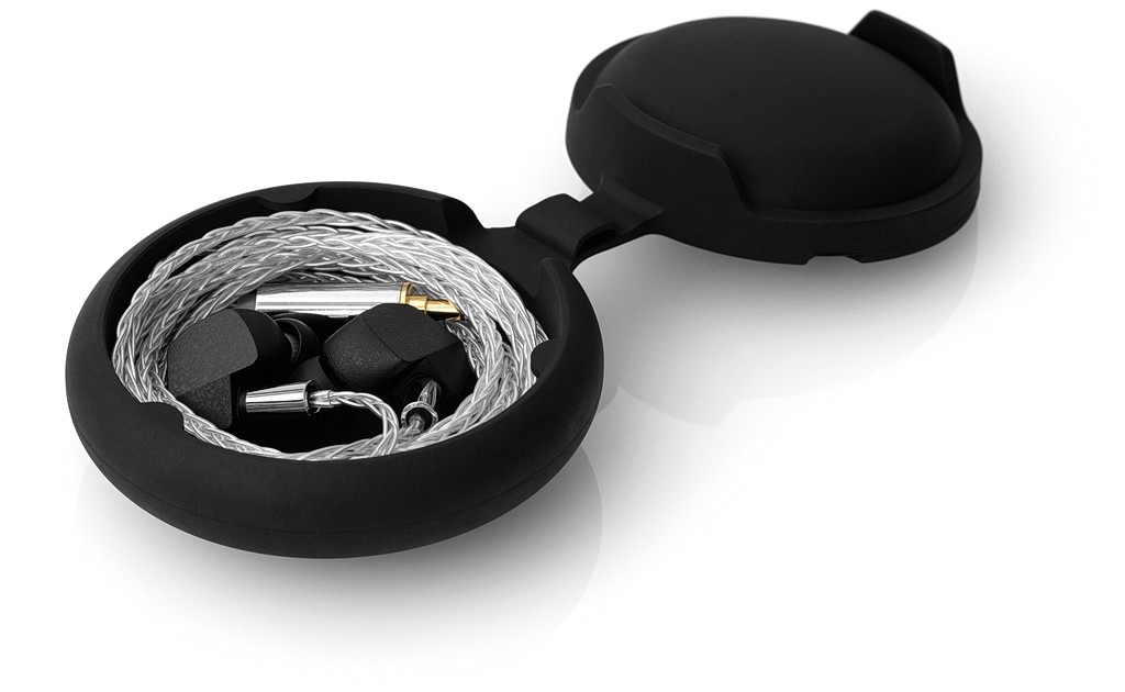 Final Audio Design A5000