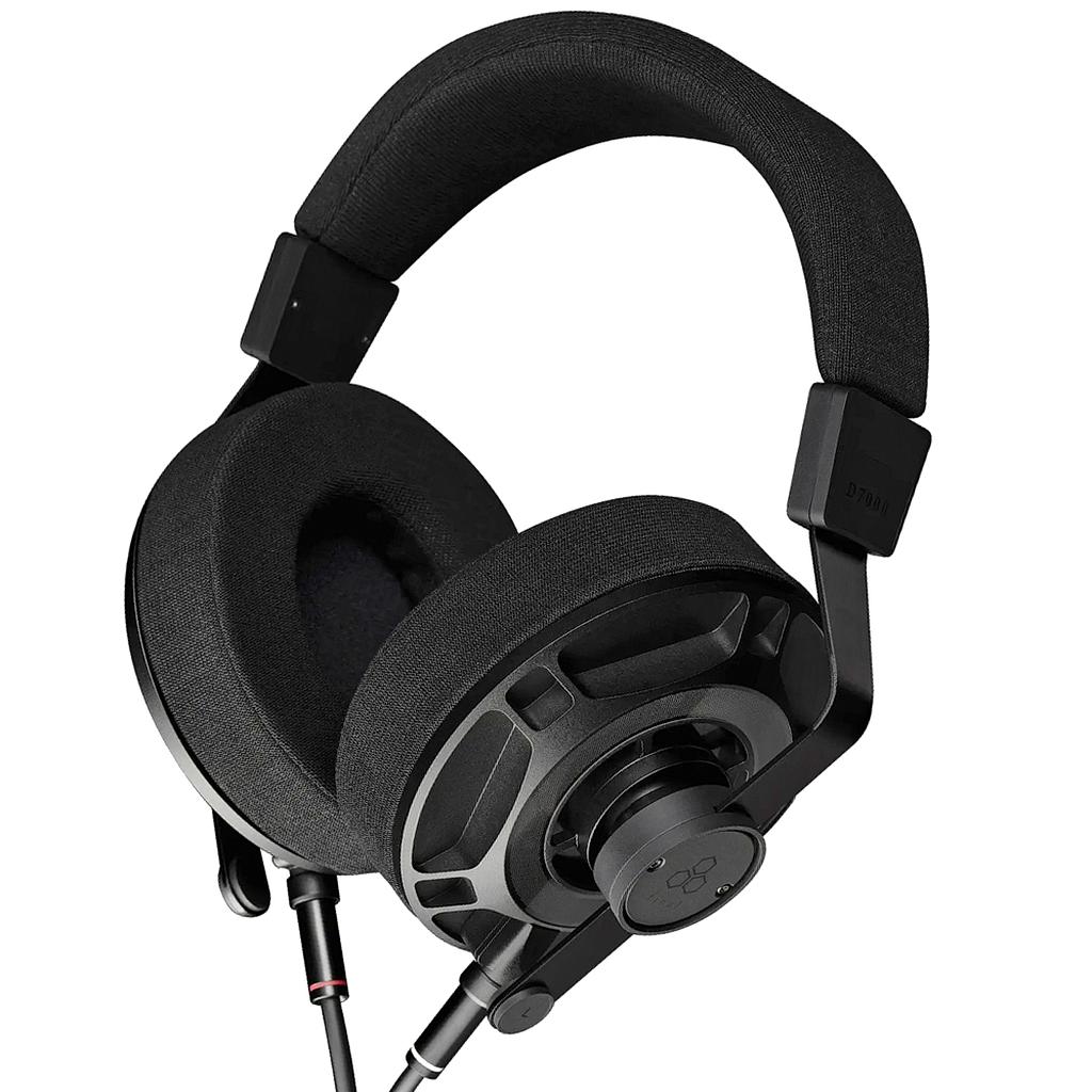 Final Audio Design D7000
